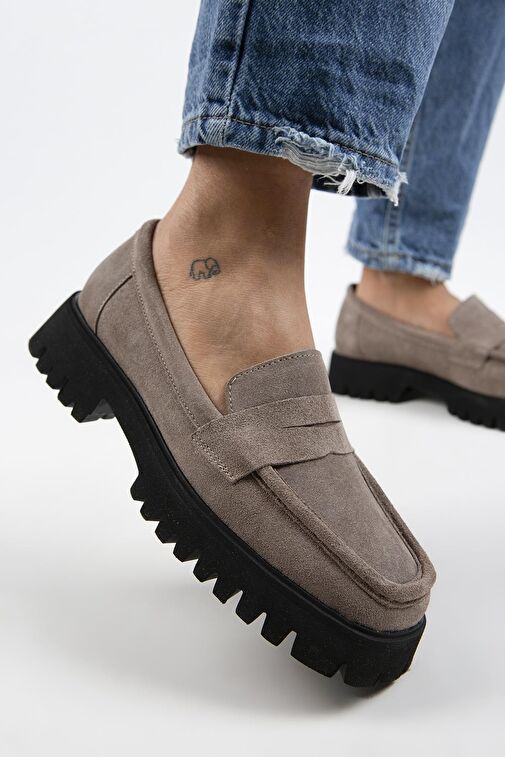 Manijero Cepmen Kadın Hakiki Deri Köşeli Loafer Vizon Süet Ayakkabı - Görsel 4