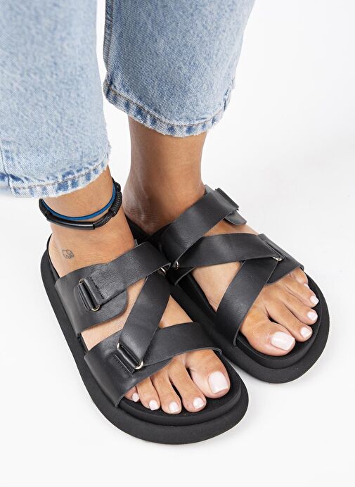 Manijero Siyah Kadın Deri Terlik MNJ.131.05 - Görsel 2