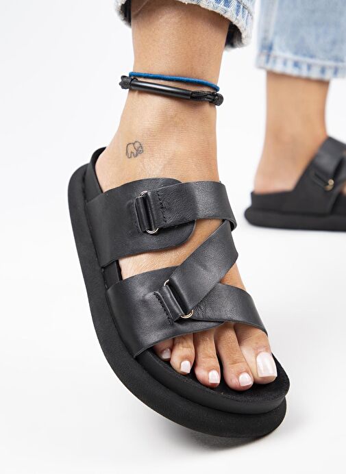 Manijero Siyah Kadın Deri Terlik MNJ.131.05 - Görsel 6