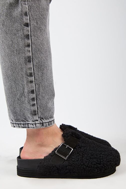 Manijero Siyah Kadın Deri - Kürk Terlik MNJ.105.12 - Görsel 2