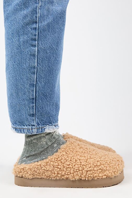 Manijero Karamel Kadın Peluş Terlik MNJ.172.02 - Görsel 2