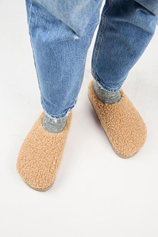 Manijero Karamel Kadın Peluş Terlik MNJ.172.02 - Görsel 8
