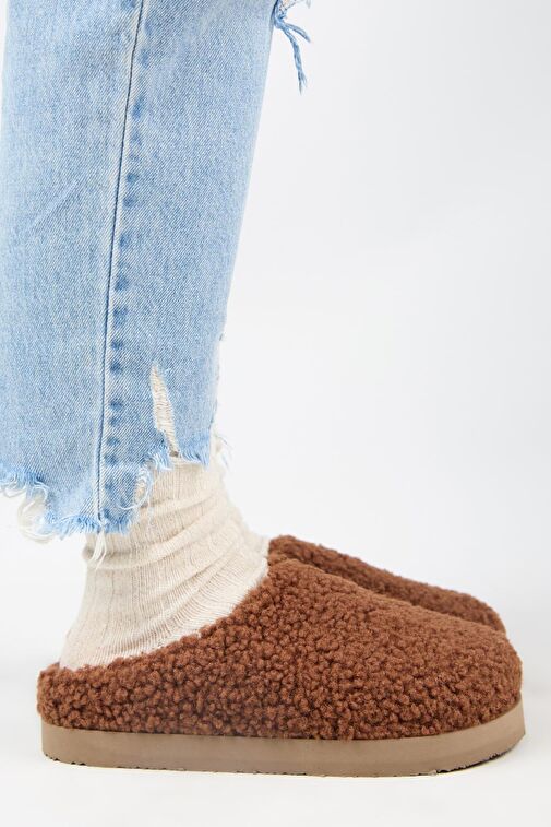 Manijero Kahverengi Kadın Peluş Terlik MNJ.172.05 - Görsel 2