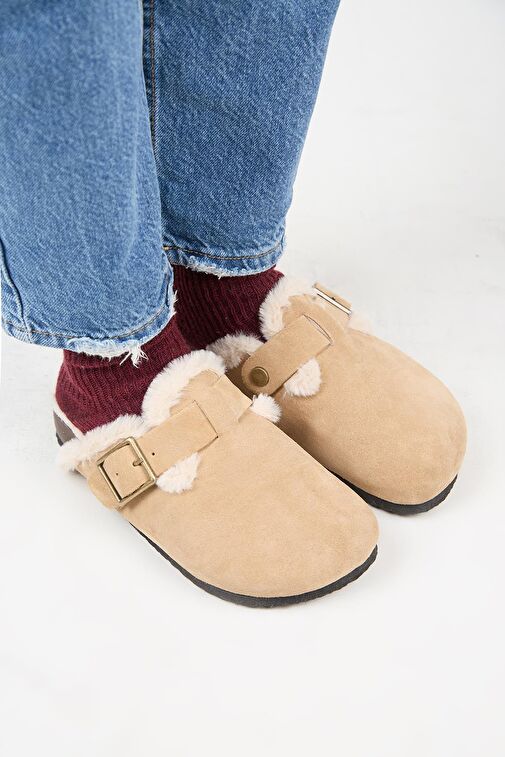 Manijero (Zeta 2 Kürklü ) Kadın Hakiki Deri Kemerli Tokalı Sabo Kum Terlik - Görsel 3