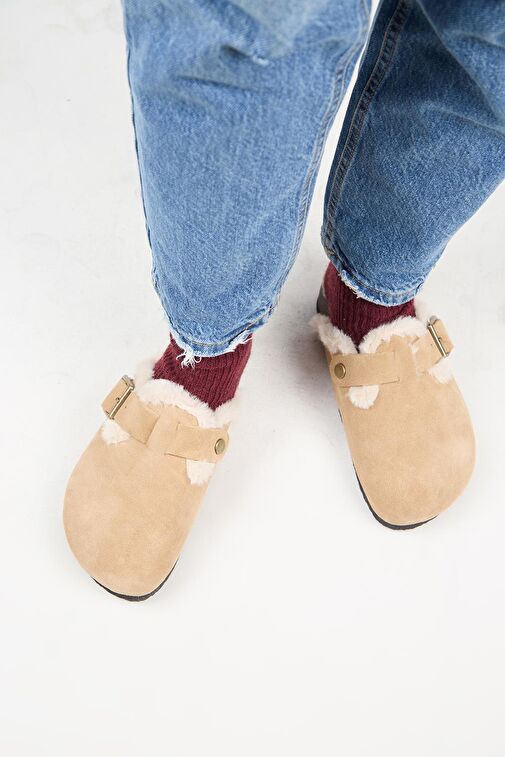 Manijero (Zeta 2 Kürklü ) Kadın Hakiki Deri Kemerli Tokalı Sabo Kum Terlik - Görsel 8