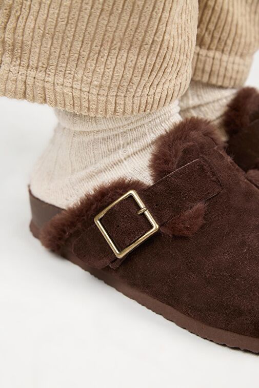 Manijero (Zeta 2 Kürklü ) Kadın Hakiki Deri Kemerli Tokalı Sabo Kahve Terlik - Görsel 5
