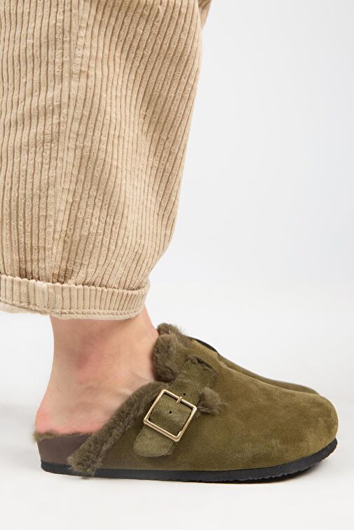 Manijero (Zeta 2 Kürklü ) Kadın Hakiki Deri Kemerli Tokalı Sabo Haki Terlik - Görsel 3