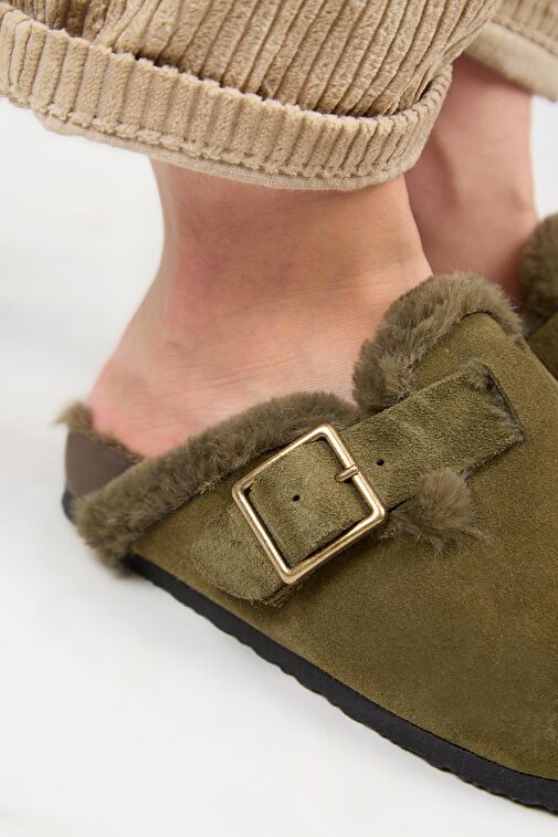 Manijero (Zeta 2 Kürklü ) Kadın Hakiki Deri Kemerli Tokalı Sabo Haki Terlik - Görsel 5