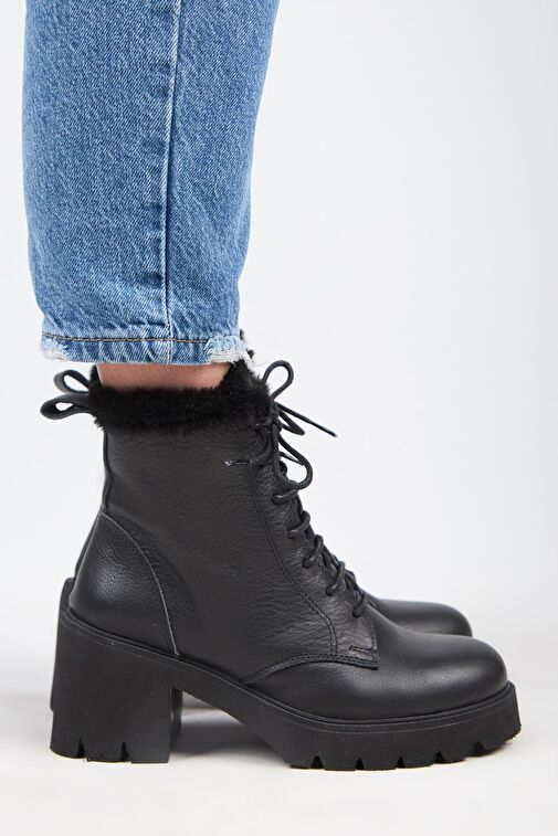 Manijero [Wilma) Kadın Hakiki Deri İçi Kürklü Ve Kürk Şeritli, Topuklu Siyah Bot - Görsel 3