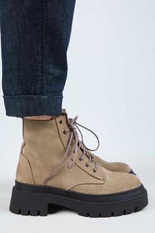 Manijero (Avjin) Kadın Hakiki Deri Bağcıklı Burnu Köşeli Vizon Bot - Görsel 3