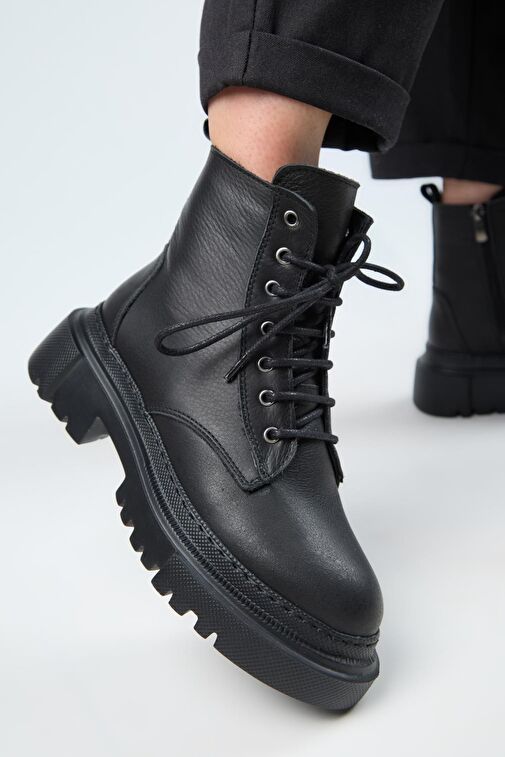 Manijero (Dilzar) Kadın Hakiki Deri Bağcıklı İçten Fermuarlı Siyah Bot - Görsel 2