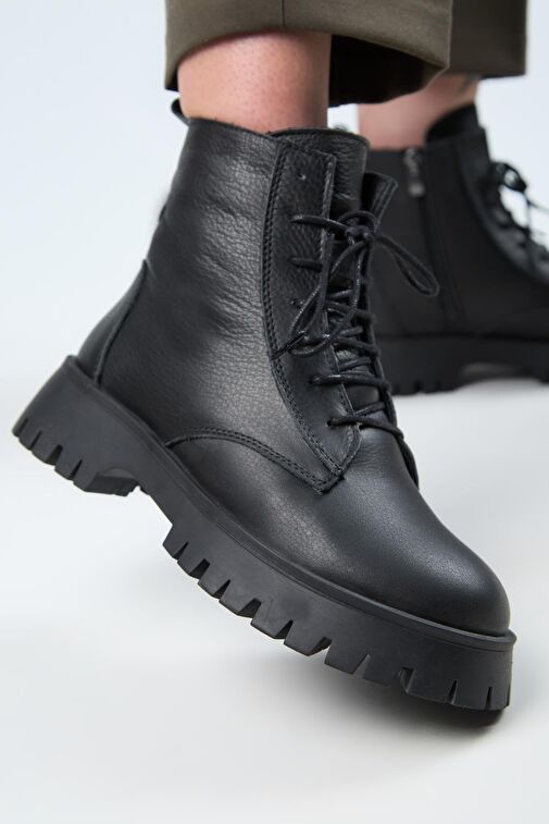 Manijero (Viyan) Kadın Hakiki Deri Bağcıklı İçten Fermuarlı Siyah Bot - Görsel 6