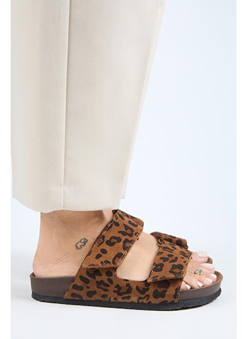 Manijero (Vina 2 Leopar) Kadın Hakiki Deri Çift Cırtlı Taba Terlik - Görsel 3