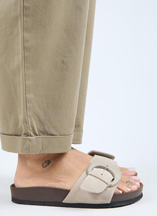 Manijero (Alandra 2 ) Kadın Hakiki Deri Tek Tokalı Bej Terlik - Görsel 3