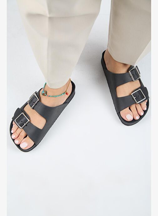 Manijero (Anjelic Eskitme ) Kadın Hakiki Deri Çift Tokalı Siyah Terlik - Görsel 8