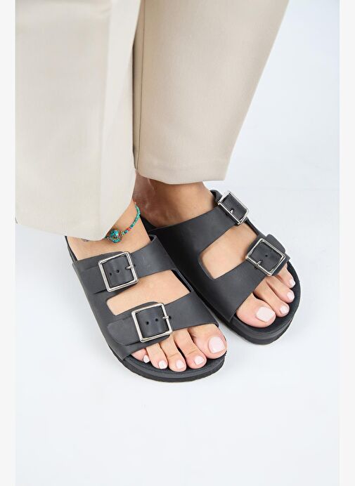 Manijero (Anjelic Eskitme ) Kadın Hakiki Deri Çift Tokalı Siyah Terlik - Görsel 4