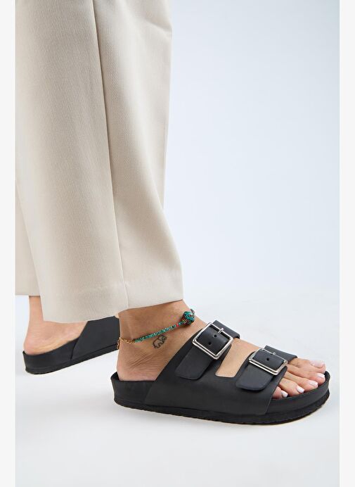 Manijero (Anjelic Eskitme ) Kadın Hakiki Deri Çift Tokalı Siyah Terlik - Görsel 7