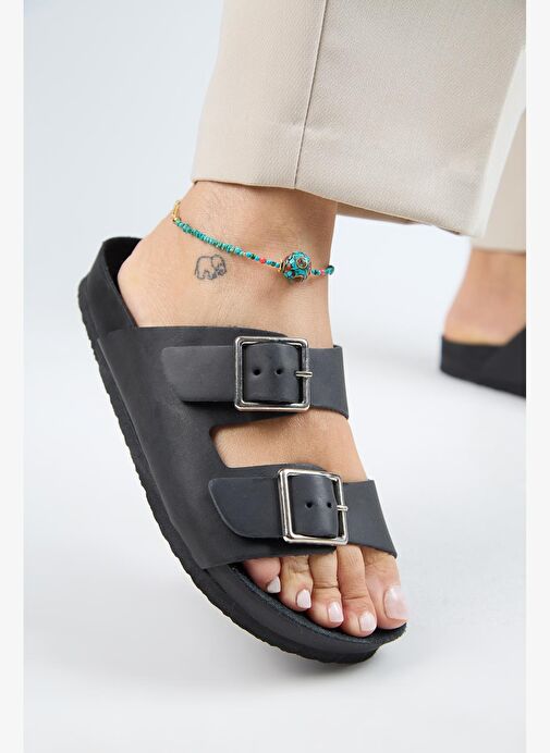 Manijero (Anjelic Eskitme ) Kadın Hakiki Deri Çift Tokalı Siyah Terlik - Görsel 6