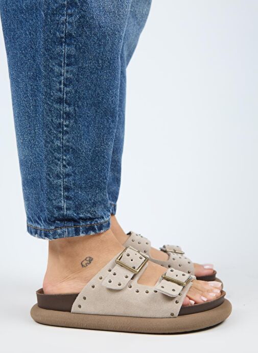 Manijero (Sude) Kadın Hakiki Deri Çift Tokalı Troklu Bej Terlik - Görsel 3