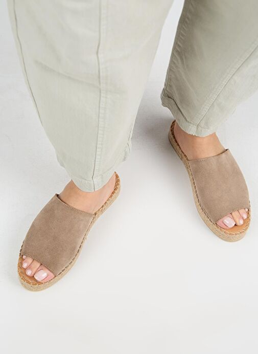 Manijero Galena 2 Kadın Deri Hakiki Deri Tek Bant Vizon Terlik - Görsel 9