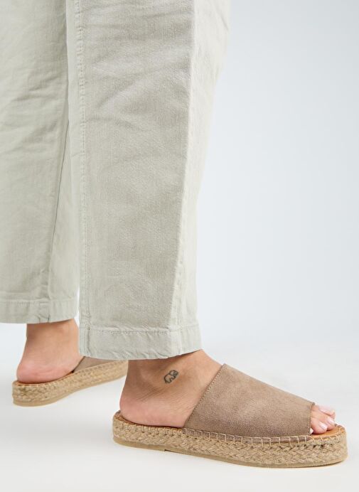 Manijero Galena 2 Kadın Deri Hakiki Deri Tek Bant Vizon Terlik - Görsel 8