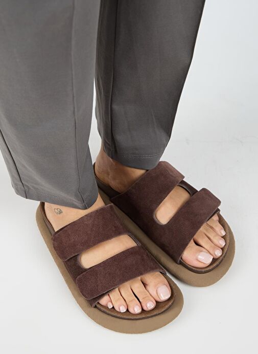 Manijero Lillo Kadın Hakiki Deri Çift Cırtlı Açık Kahve Terlik - Görsel 4