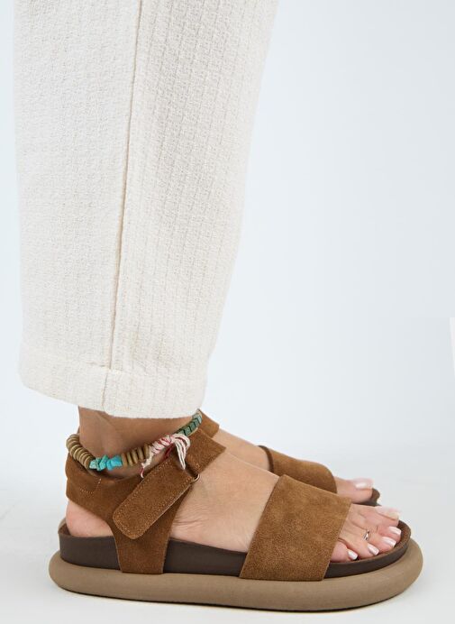 Manijero Bronx Kadın Hakiki Deri Atkılı Cırtlı Taba Sandalet - Görsel 2