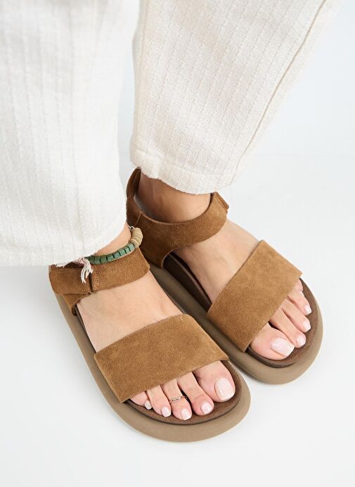 Manijero Bronx Kadın Hakiki Deri Atkılı Cırtlı Taba Sandalet - Görsel 3