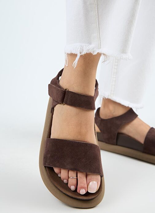 Manijero Bronx Kadın Hakiki Deri Atkılı Cırtlı Açık Kahve Sandalet - Görsel 2