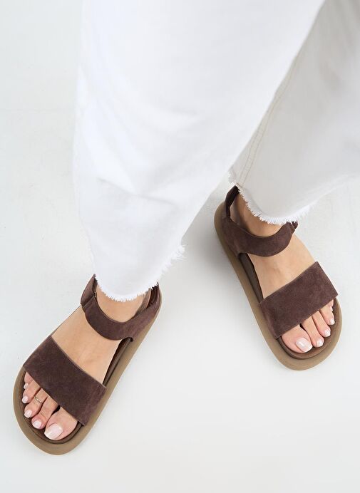 Manijero Bronx Kadın Hakiki Deri Atkılı Cırtlı Açık Kahve Sandalet - Görsel 8