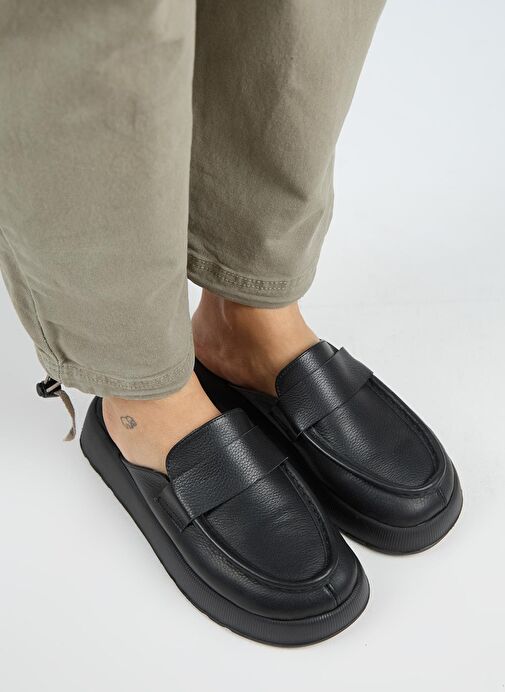 Manijero Tale Kadın Hakiki Deri Kuşaklı Sabo Siyah Terlik - Görsel 3