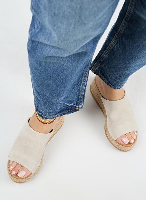 Manijero Francis Kadın Hakiki Deri Düz Tek Bantlı Espadril Bej Terlik - Görsel 3