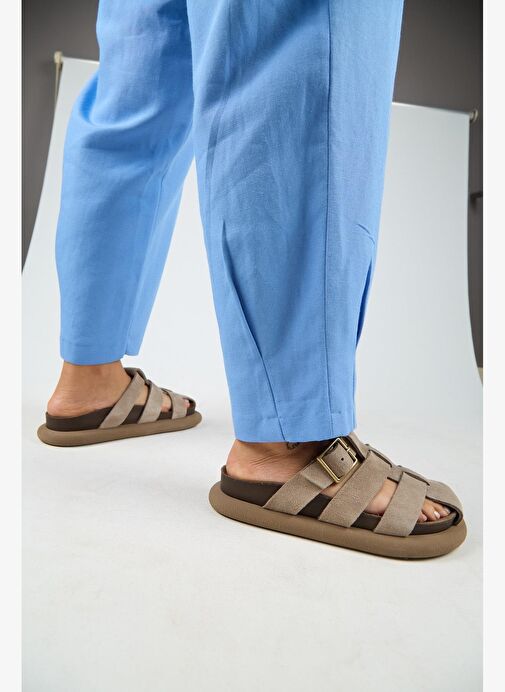 Manijero Brancato Kadın Hakiki Deri Tokalı Bantlı Sabo Vizon Terlik - Görsel 7