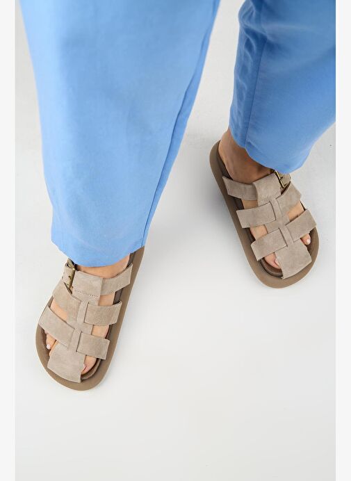 Manijero Brancato Kadın Hakiki Deri Tokalı Bantlı Sabo Vizon Terlik - Görsel 8