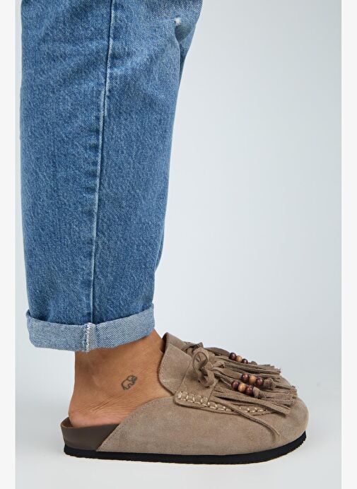 Manijero Malinda Kadın Hakiki Deri Püsküllü Boncuk Detaylı Sabo Vizon Terlik - Görsel 3