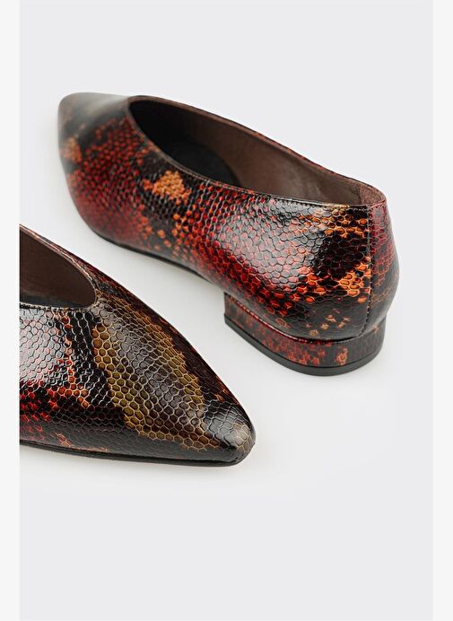 Kahve Hayvan Desenli Deri Kadın Günlük Ayakkabı - Görsel 6