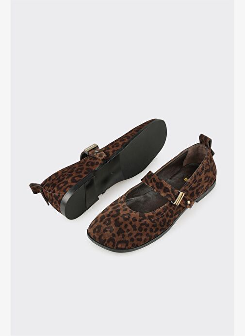 Kahve Hayvan Desenli Deri Kadın Günlük Ayakkabı - Görsel 4