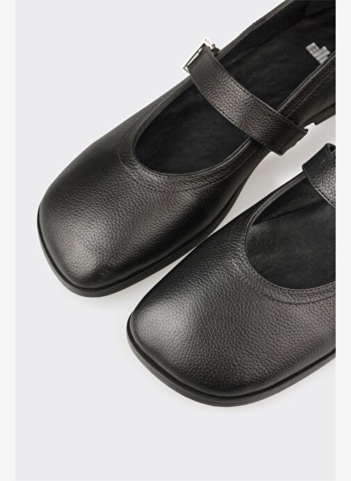 Siyah Deri Kadın Günlük Ayakkabı - Görsel 6