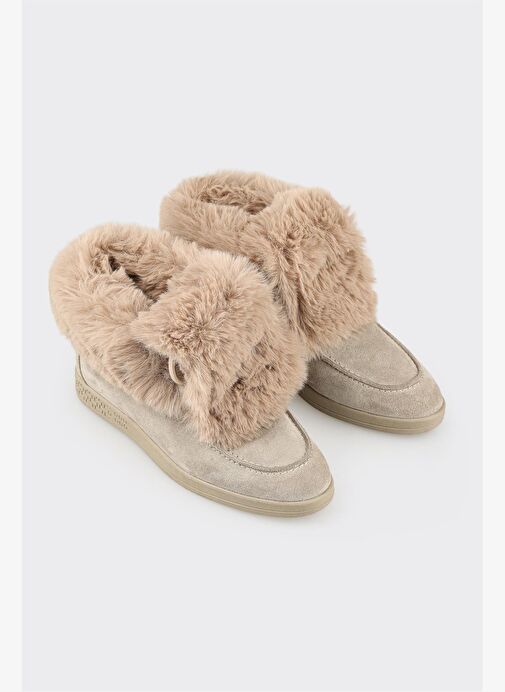 Bej Deri Kadın Günlük Bot - Görsel 3