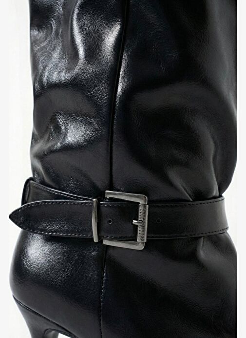 Kadın Siyah Kemer Detaylı Kırışık Rugan Tokalı Uzun Çizme - Görsel 5