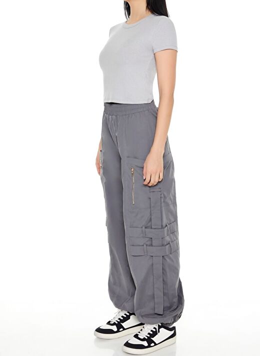 Mid-Rise Utility Kargo Jogger 2