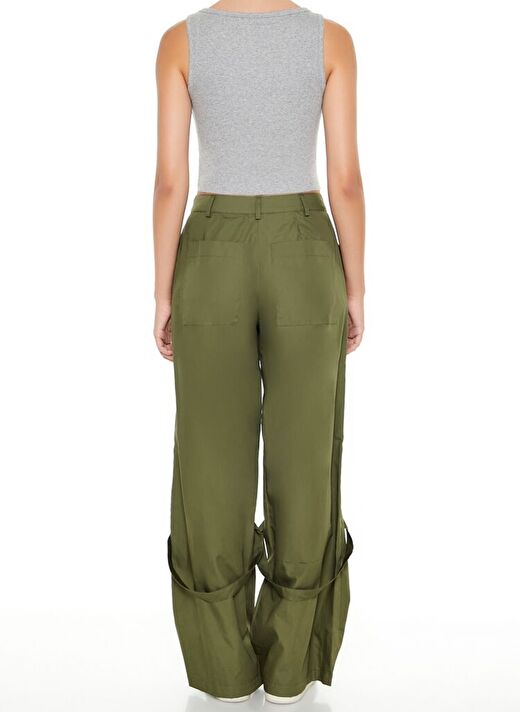 Wide-Leg Utility Kargo Pantolon 3