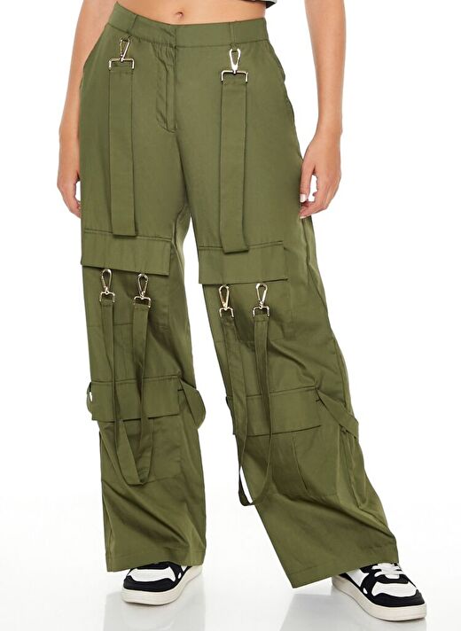 Wide-Leg Utility Kargo Pantolon 4