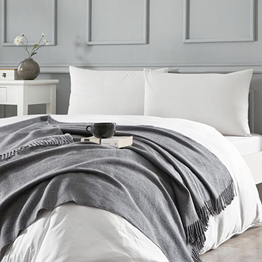 Linens Remedy Akrilik Throw Gri 1