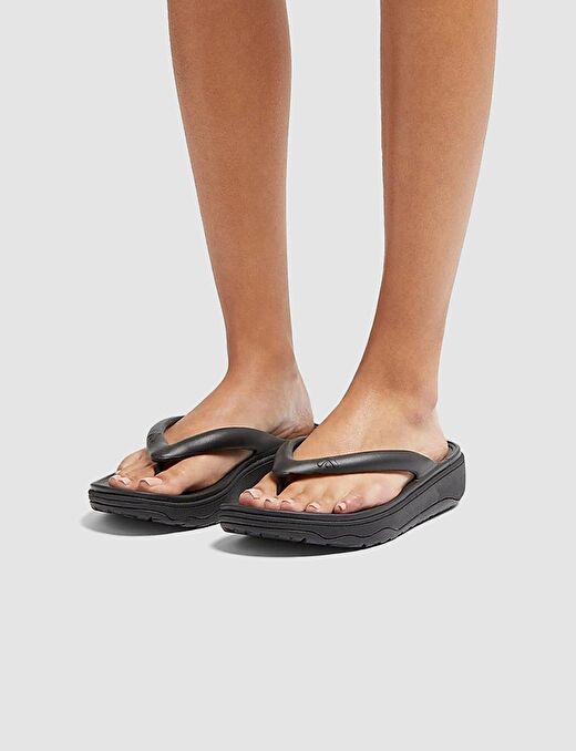 FitFlop RELIEFF RECOVERY HF4 Siyah Kadın Parmak Arası Terlik 2