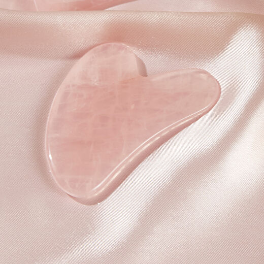 ROSE QUARTZ HEART - GUA SHA 3