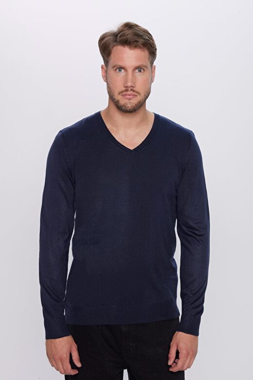 Erkek Slim Fit Dar Kesim Yumuşak Dokulu Tüylenmeyen Lacivert V Yaka Triko Kazak 2