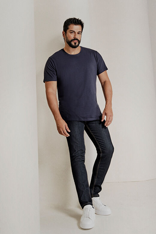 Erkek Lacivert Slim Fit Dar Kesim %100 Pamuk Bisiklet Yaka Kısa Kollu Tişört 2