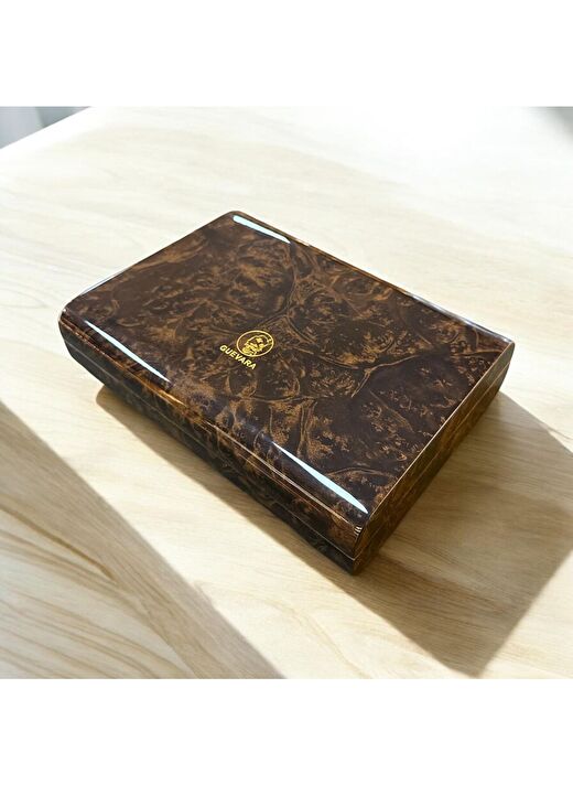 Guevara Ceviz Kaplama Puro Kutusu Humidor 8's 2