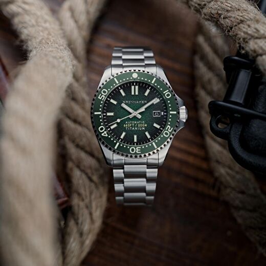 SPINNAKER SP-5084-77 Erkek Kol Saati 4